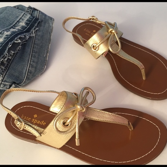 kate spade Shoes - NEW Kate Spade Gold Thong Sandal Bow, Leather,8.5